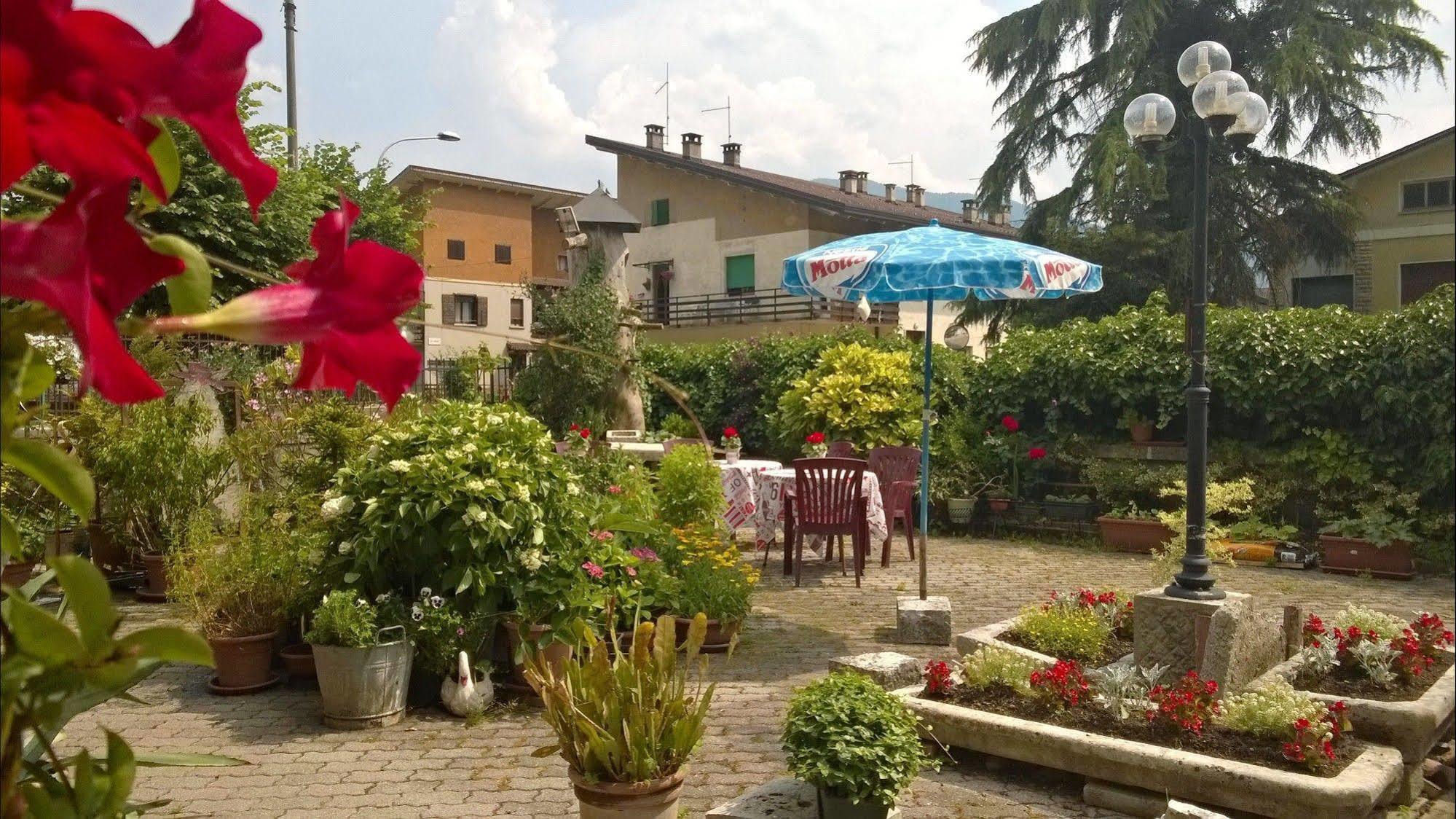 Antico Albergo Sant'Antonio Fonzaso Екстериор снимка